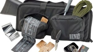 HENRY U.S. SURVIVAL PACK 22LR - INCLUDES BLACK AR-7 AND KIT